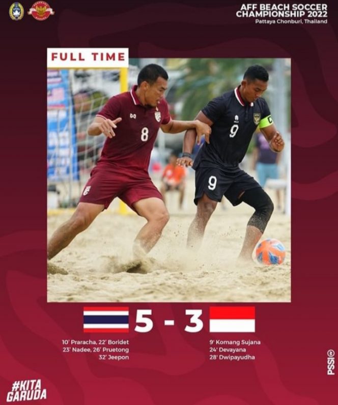 
					Timnas saat bertemu Thailand pada turnamen sepakbola pantai 2022 di pantai Pattaya. Foto : instagram @pssi / tangkapan layar