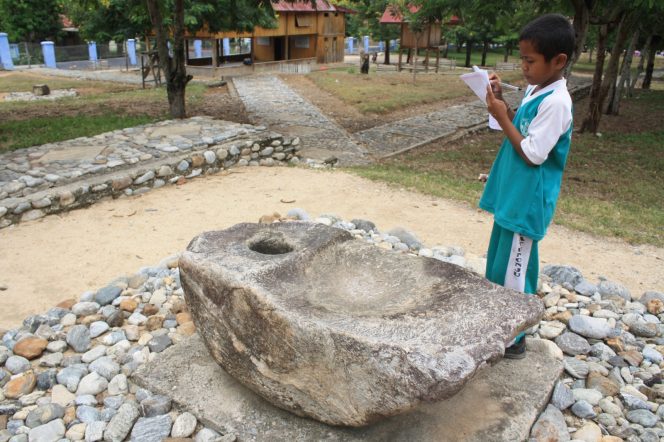 
					Salah satu tinggalan megalitikum yang ada di Kabupaten Sigi tepatnya di Desa Vatunonju. (Foto: Amar Sakti)